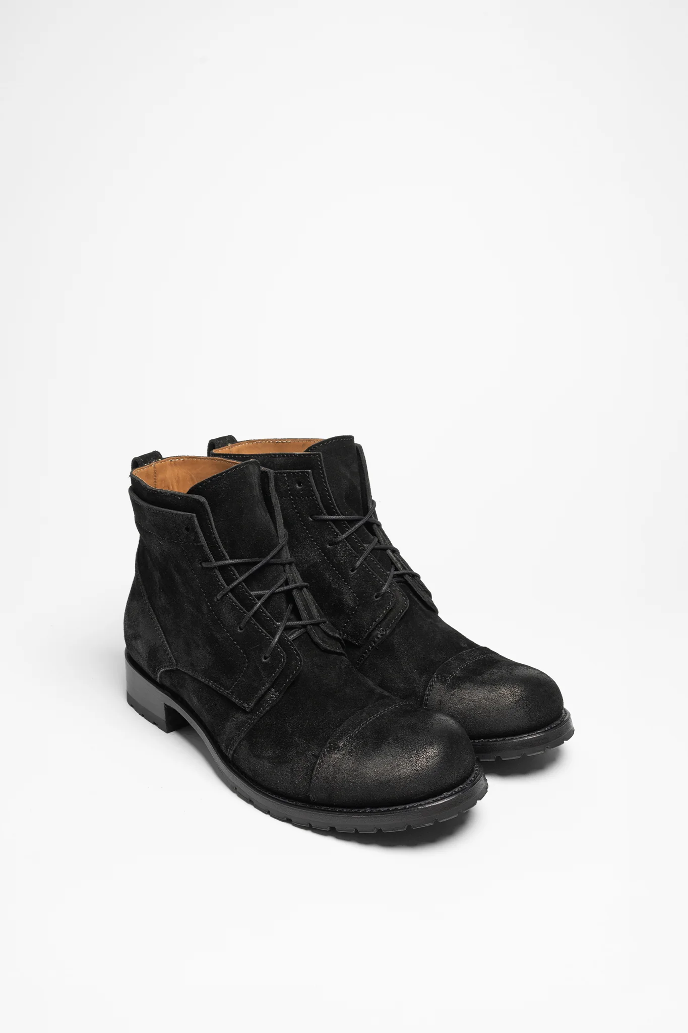10661 MIGHTY Herren Schwarz