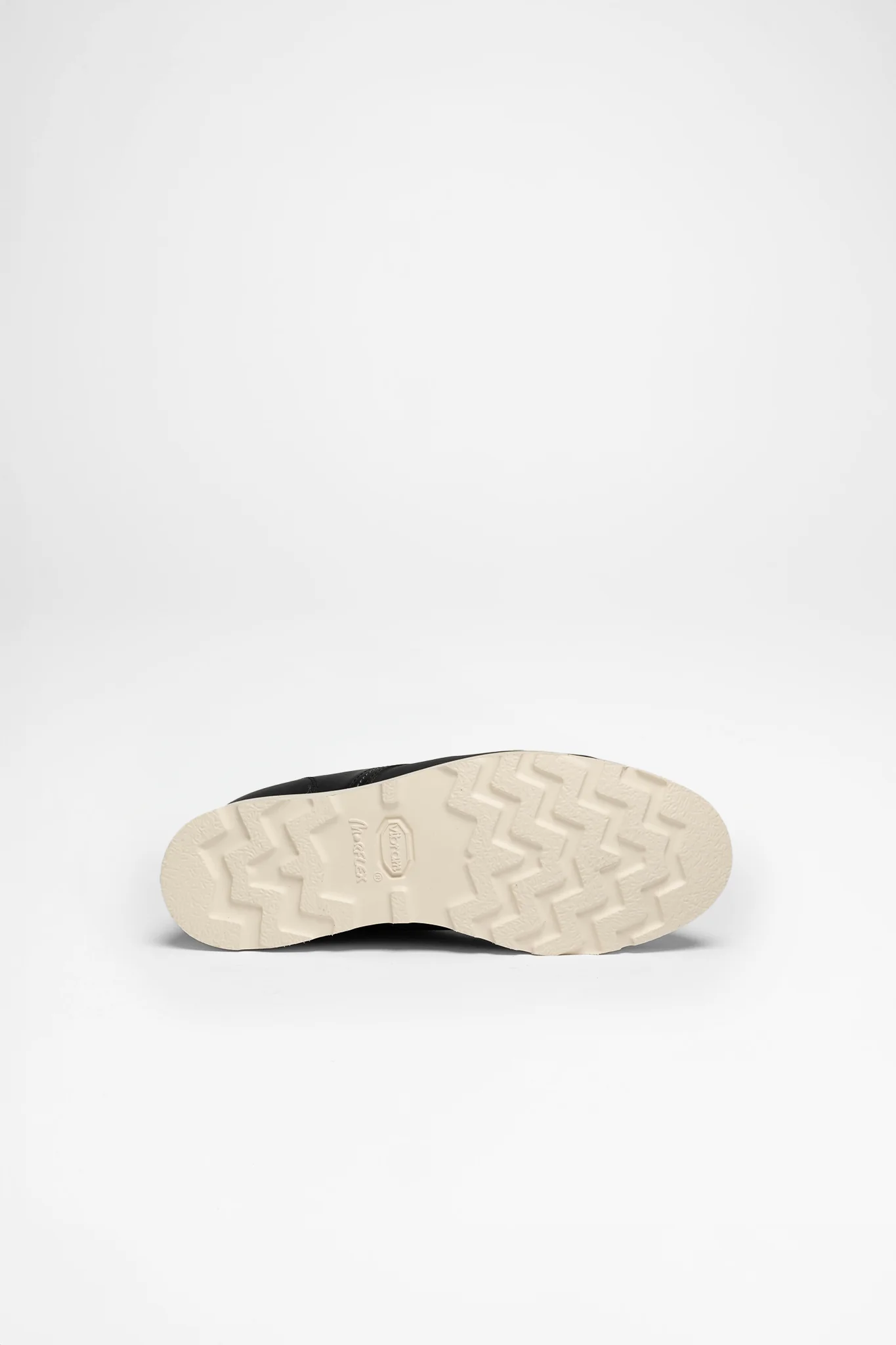 17976M MILLES VIBRAM Unisex Schwarz - Image 3