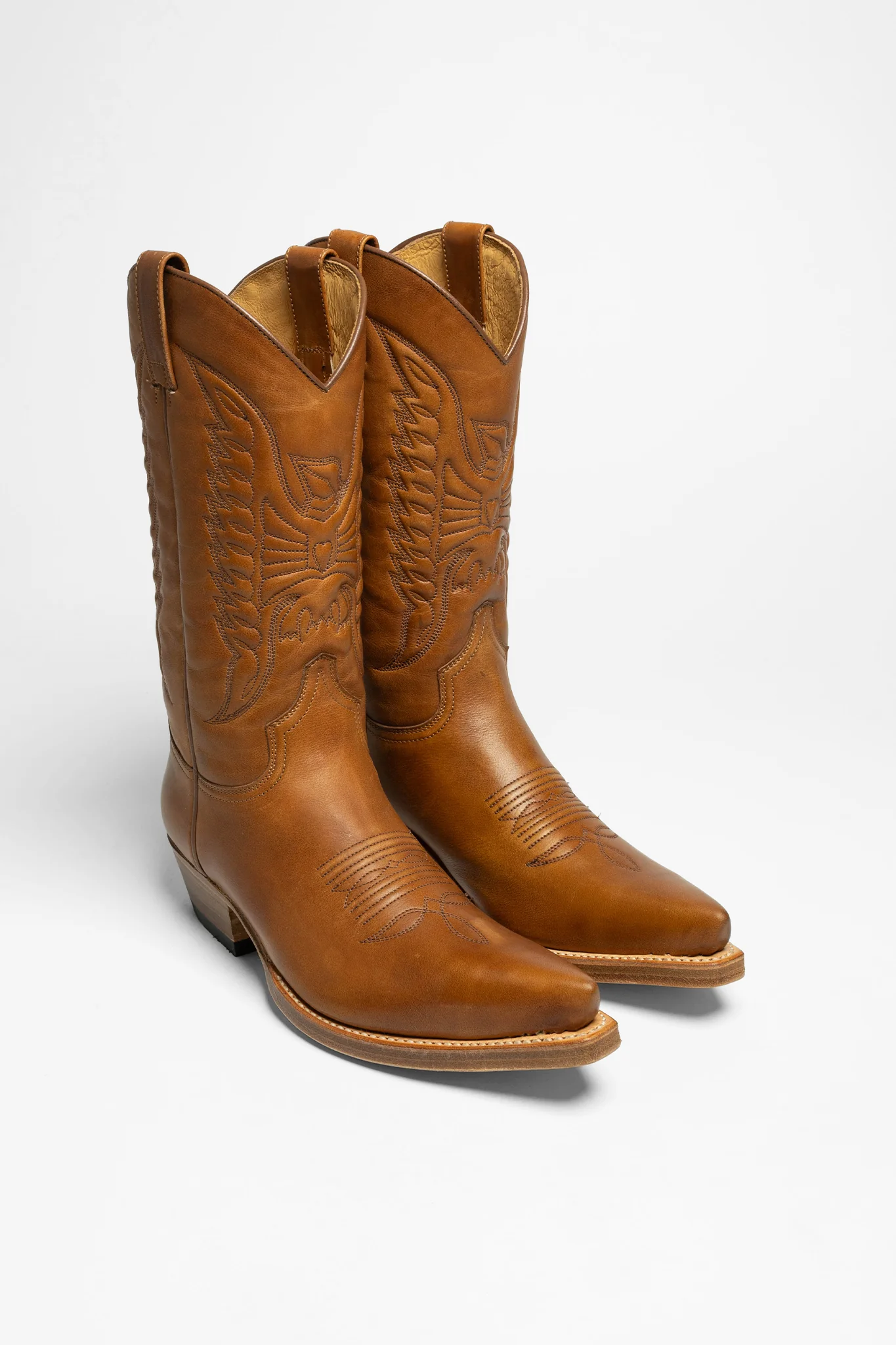 2073 CUERVO WEST Unisex Braun