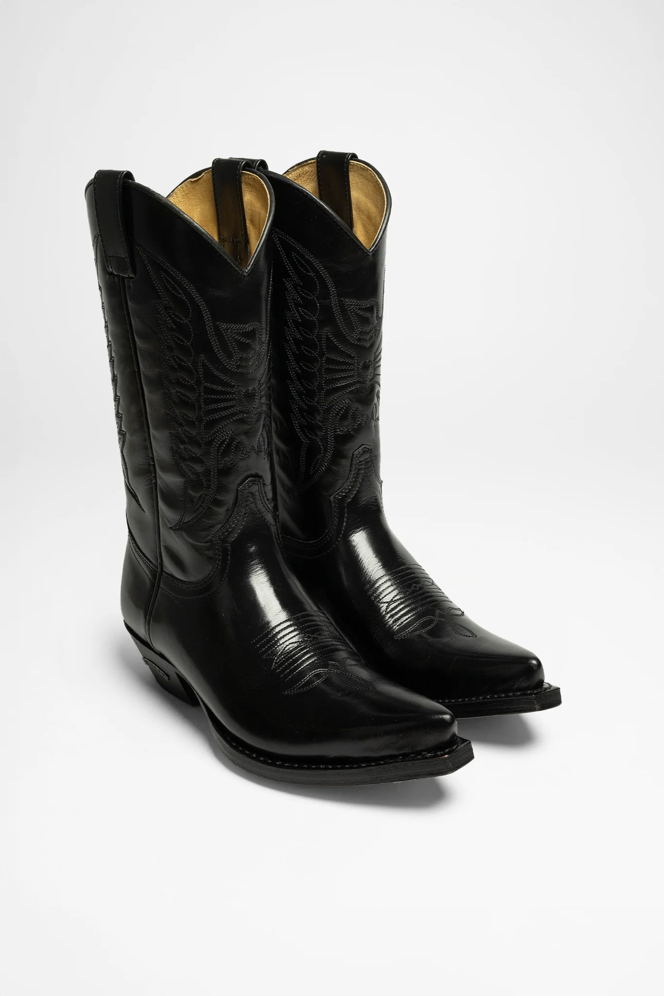2073 CUERVO WEST Unisex Schwarz