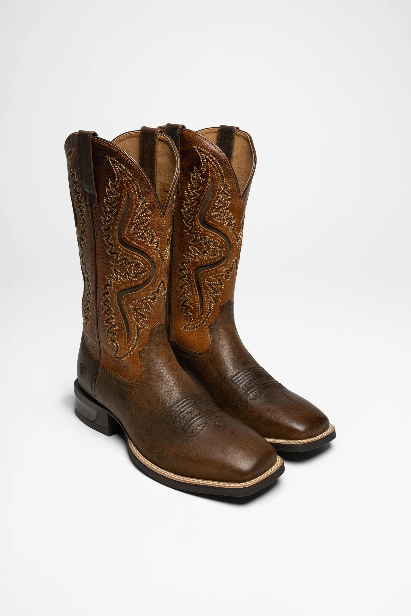 CAPTIVATE Herren Braun