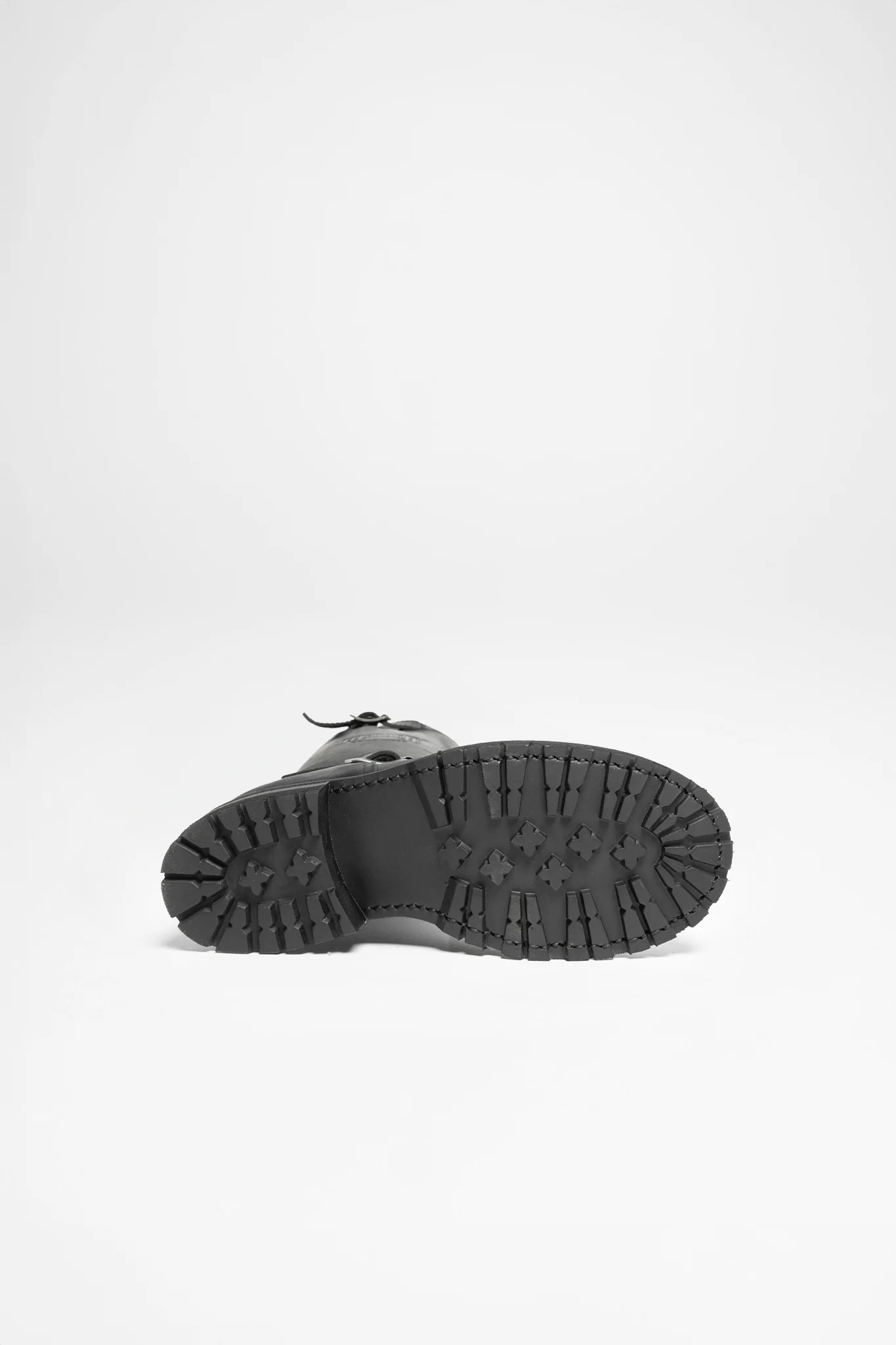 MB018 CAPRI Unisex Schwarz - Image 3