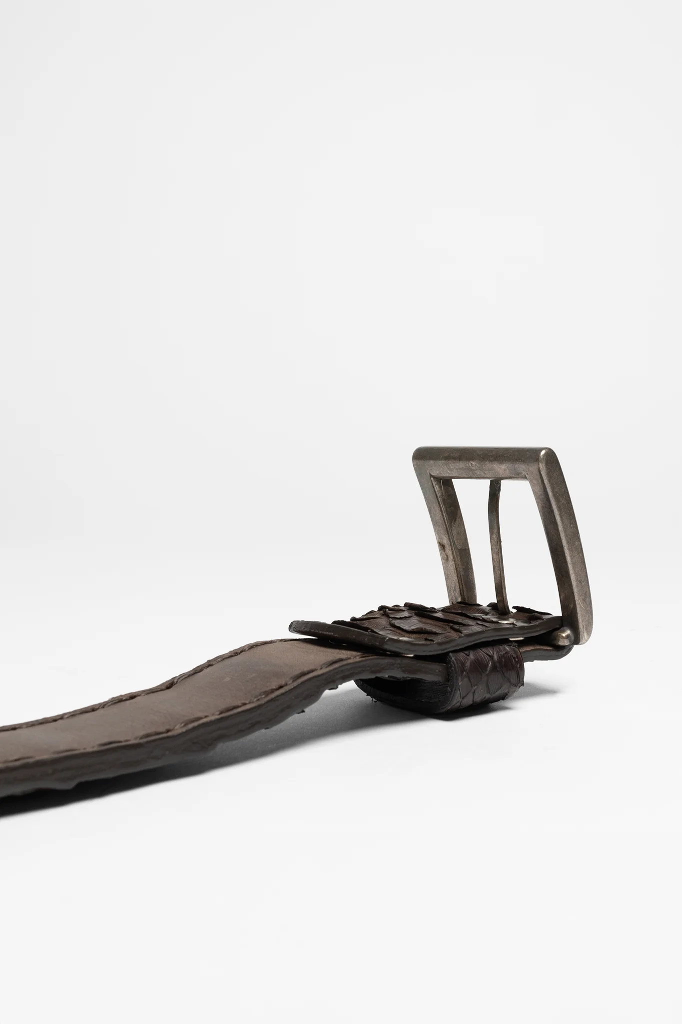 MB214 COCODRILO Unisex Dunkelbraun - Image 2