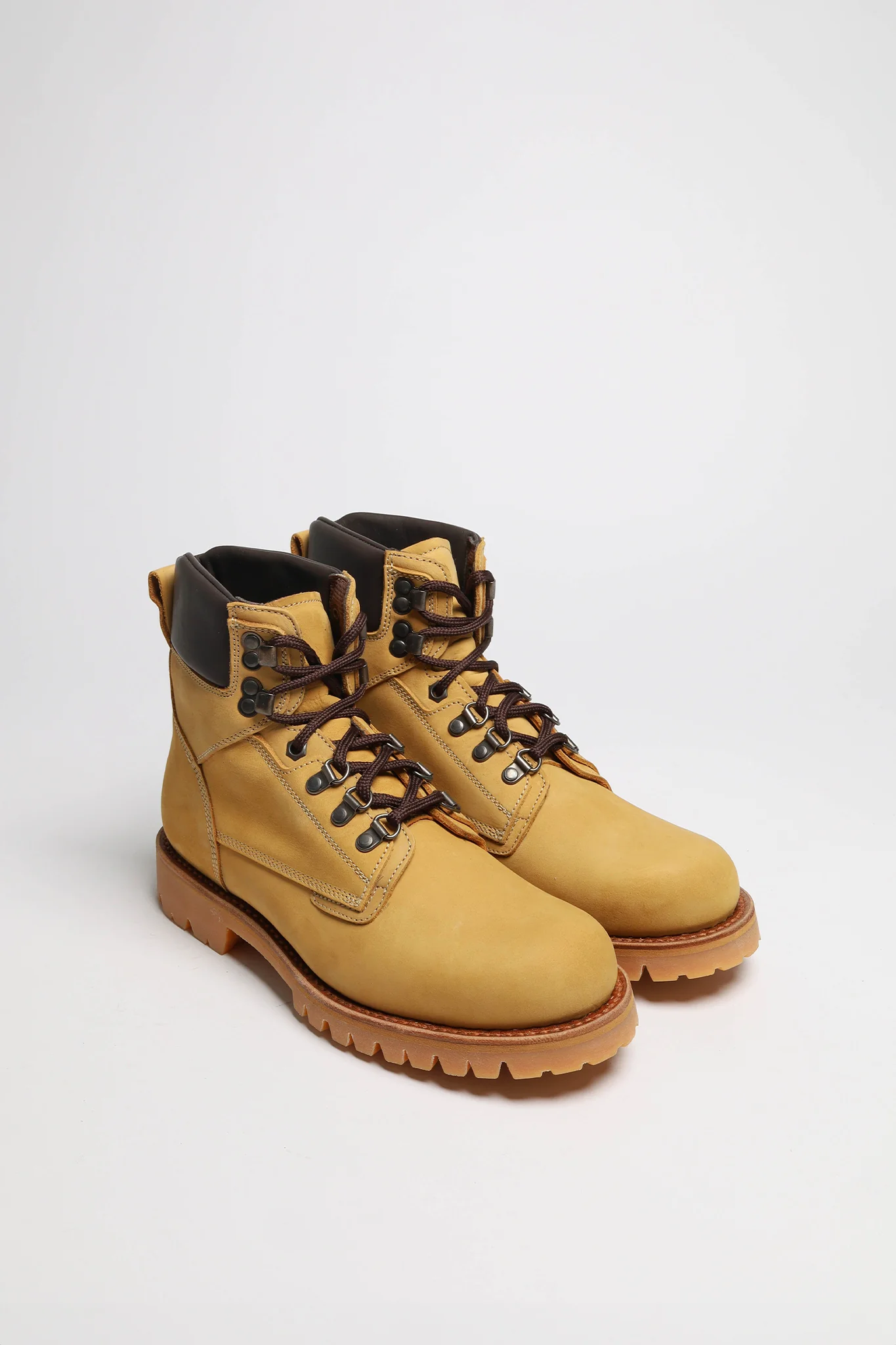 MOUNTAIN PEAK Beige Schnürstiefel