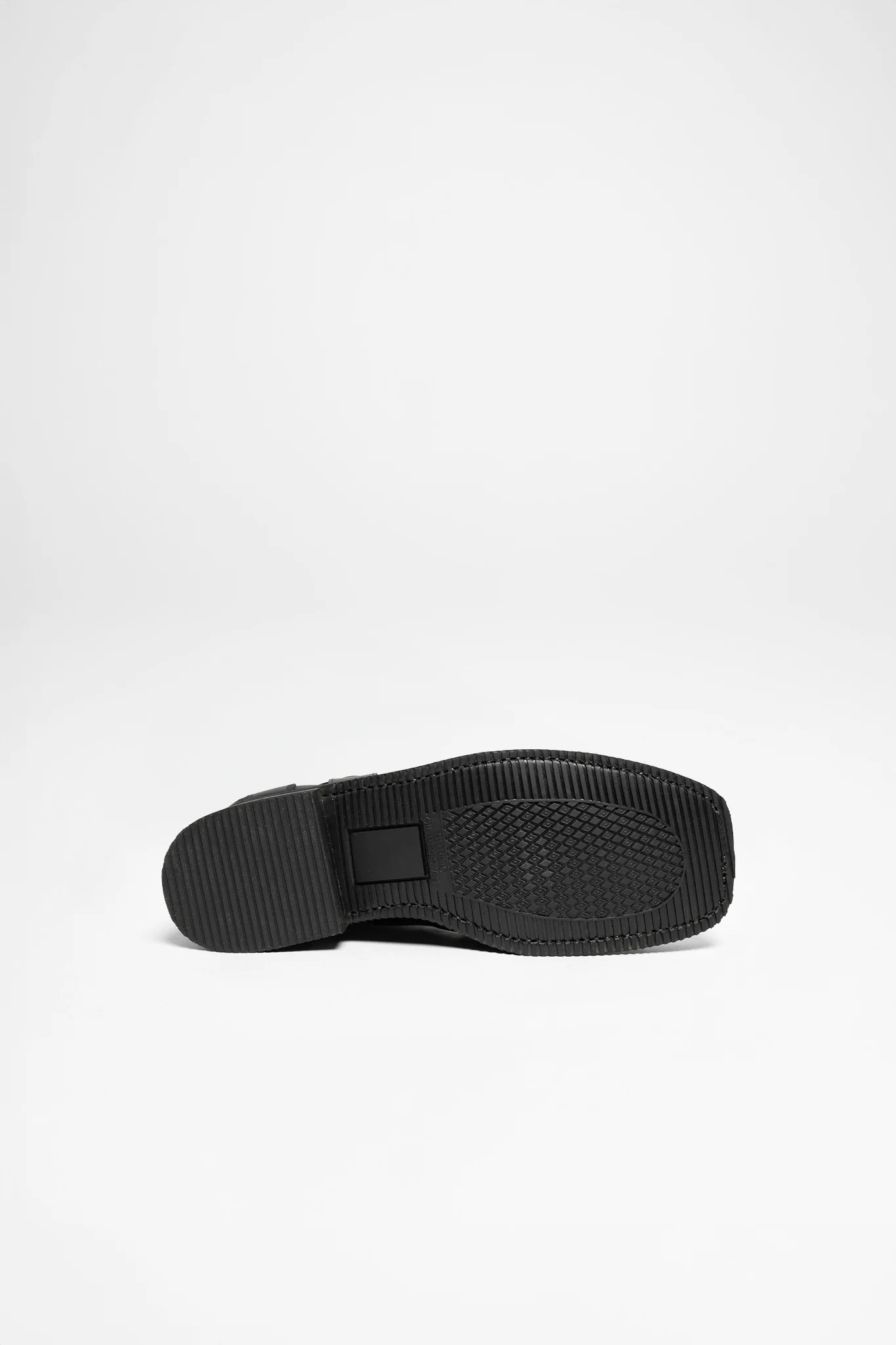 TAURO LOW GOMA Unisex Schwarz - Image 3