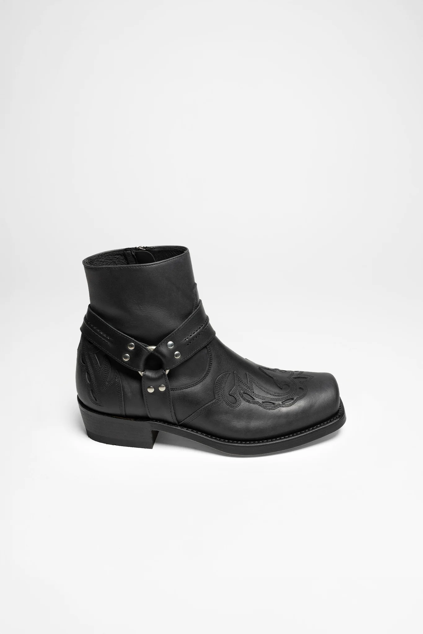 TAURO LOW  Unisex Schwarz - Image 2